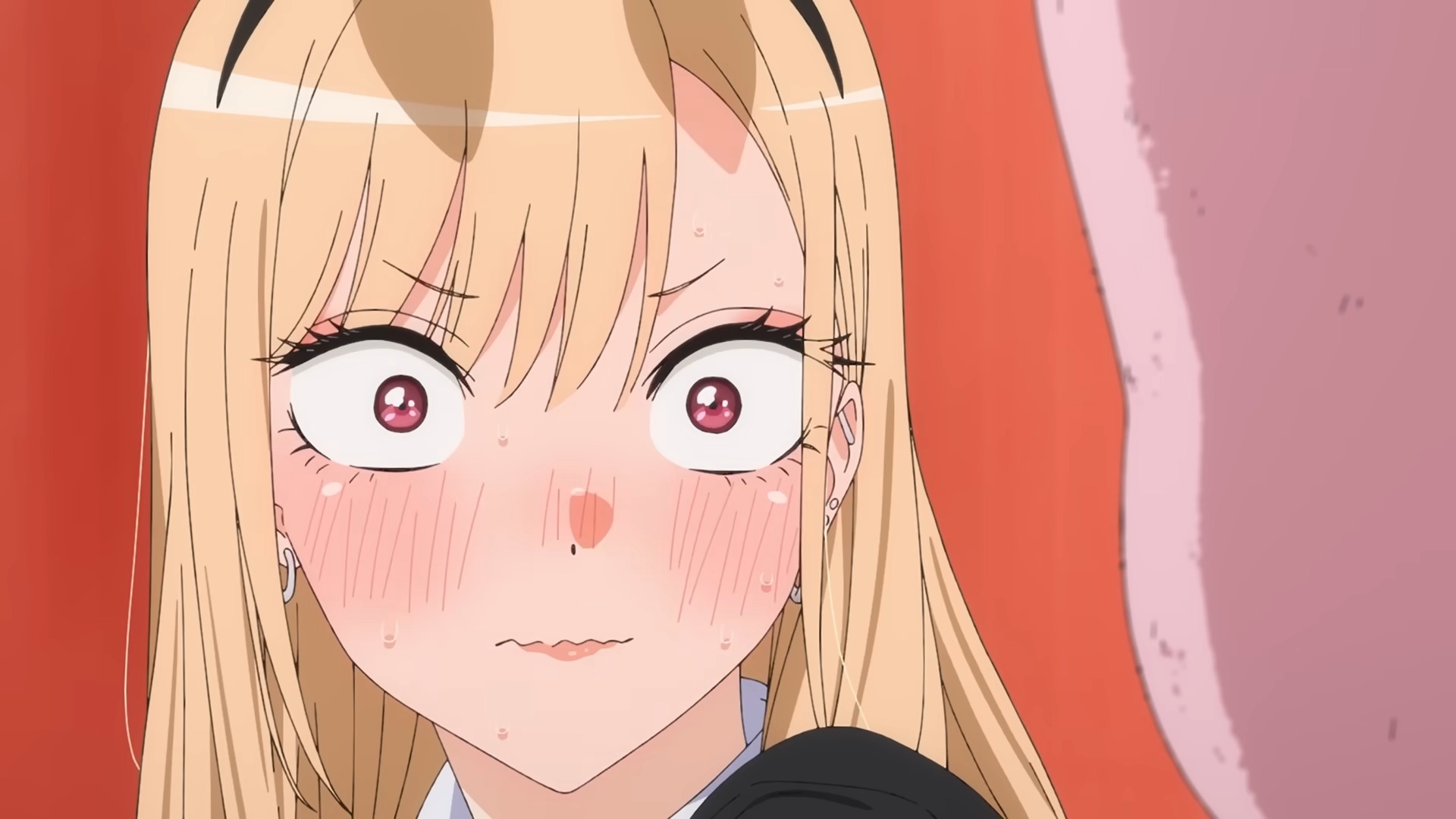 My Dress-Up Darling female lead Marin Kitagawa with blond hair and pink eyes