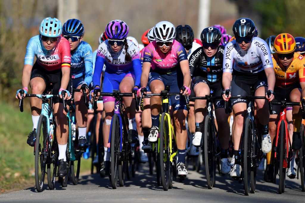 OETINGEN BELGIUM MARCH 09 LR Jesse Vandenbulcke of Belgium and Team Le Col Wahoo Ruby RosemanGannon of Australia and Team BikeExchange Jayco Chiara Consonni of Italy and Team Valcar Travel Service Charlotte Kool of Netherlands and Team DSM Pfeiffer Georgi of United Kingdom and Team DSM and Susanne Andersen of Norway and UnoX Women Cycling Team compete during the 2nd GP Oetingen 2022 Womens Elite a 130km one day race from Oetingen to Oetingen gpoetingen on March 09 2022 in Oetingen Belgium Photo by Luc ClaessenGetty Images