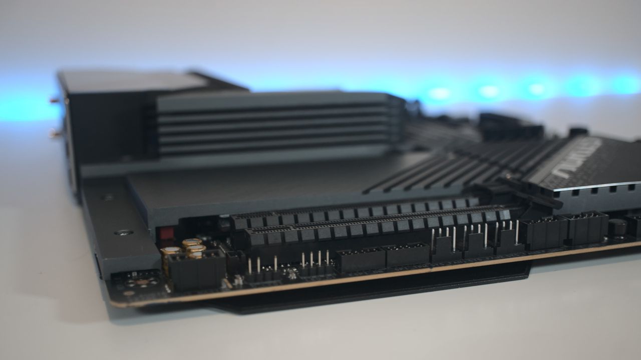 GIGABYTE X670E Aorus Master