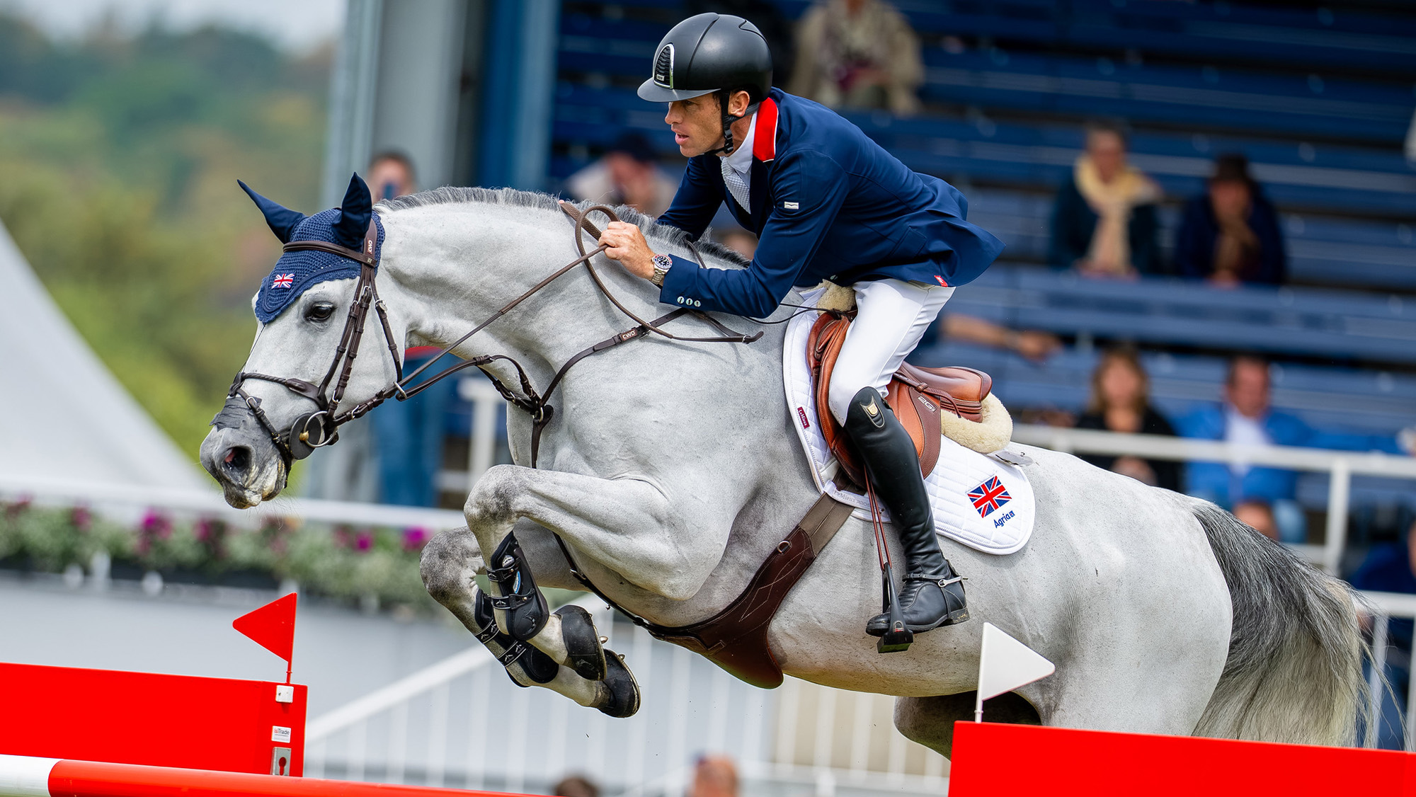 Close up of Scott Brash jumping Hello Mango