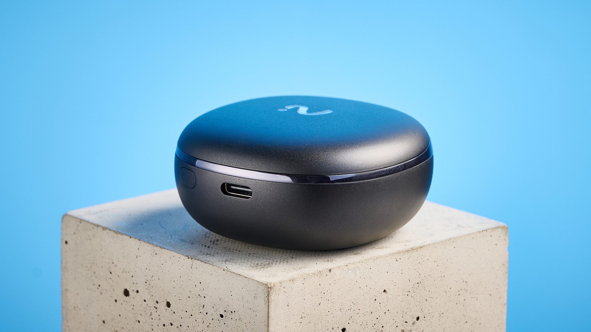the viaim recdot ai earbuds with transcription, note taking and call recording