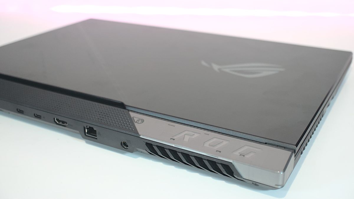 ASUS ROG Strix Scar 17 SE