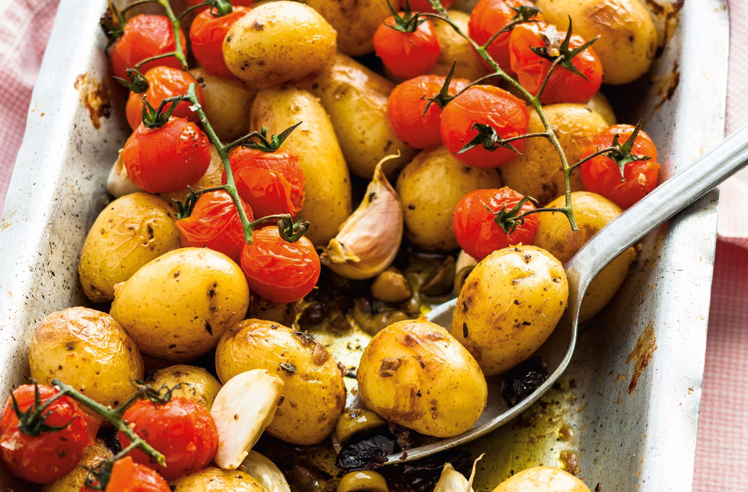 Mediterranean potatoes recipe