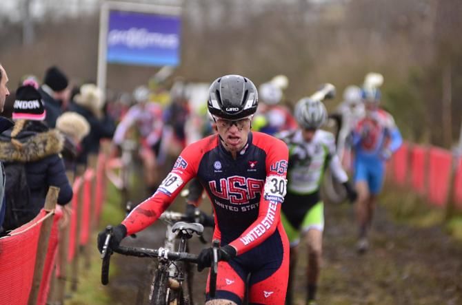 Focus in the ankle deep mud in Essen