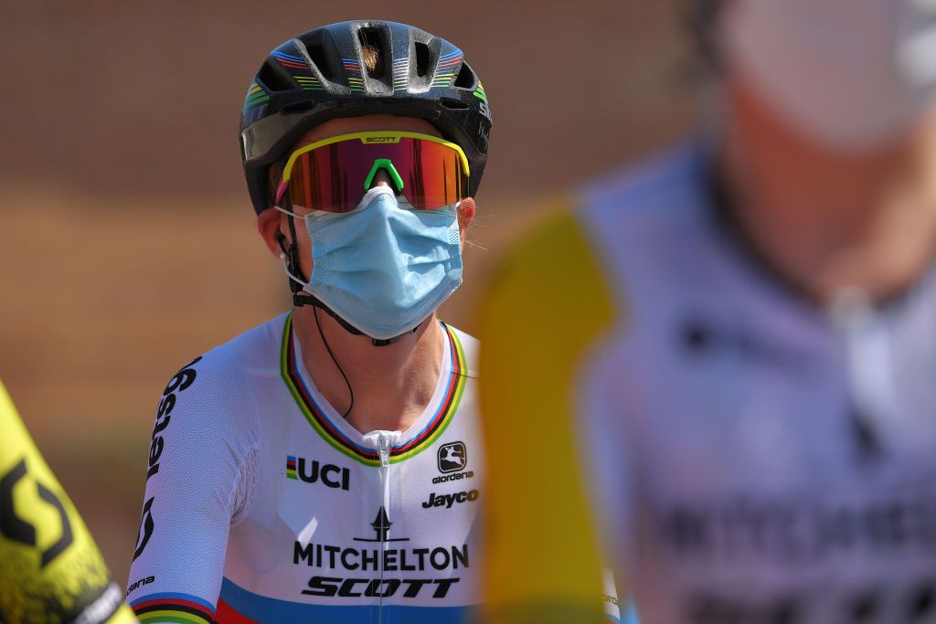 SIENA ITALY AUGUST 01 Start Annemiek Van Vleuten of The Netherlands and Team Mitchelton Scott Covid Safe measures Team Presentation during the Eroica 6th Strade Bianche 2020 Women Elite a 136km race from Siena to Siena Piazza del Campo StradeBianche on August 01 2020 in Siena Italy Photo by Luc ClaessenGetty Images