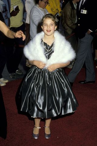best red carpet looks of the 80s - drew barrymore