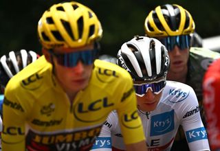 Jonas Vingegaard wore the yellow jersey during stage 12