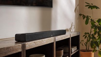 Denon DHT-S517 review: soundbar in a living room