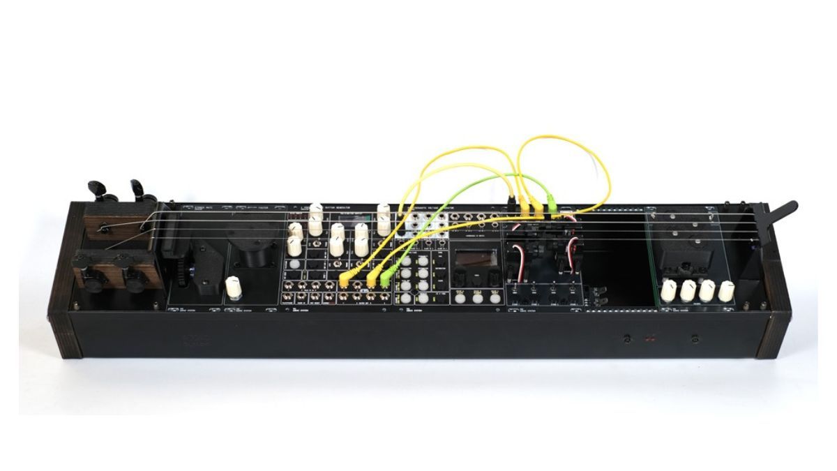 ADDAC System Four String Series