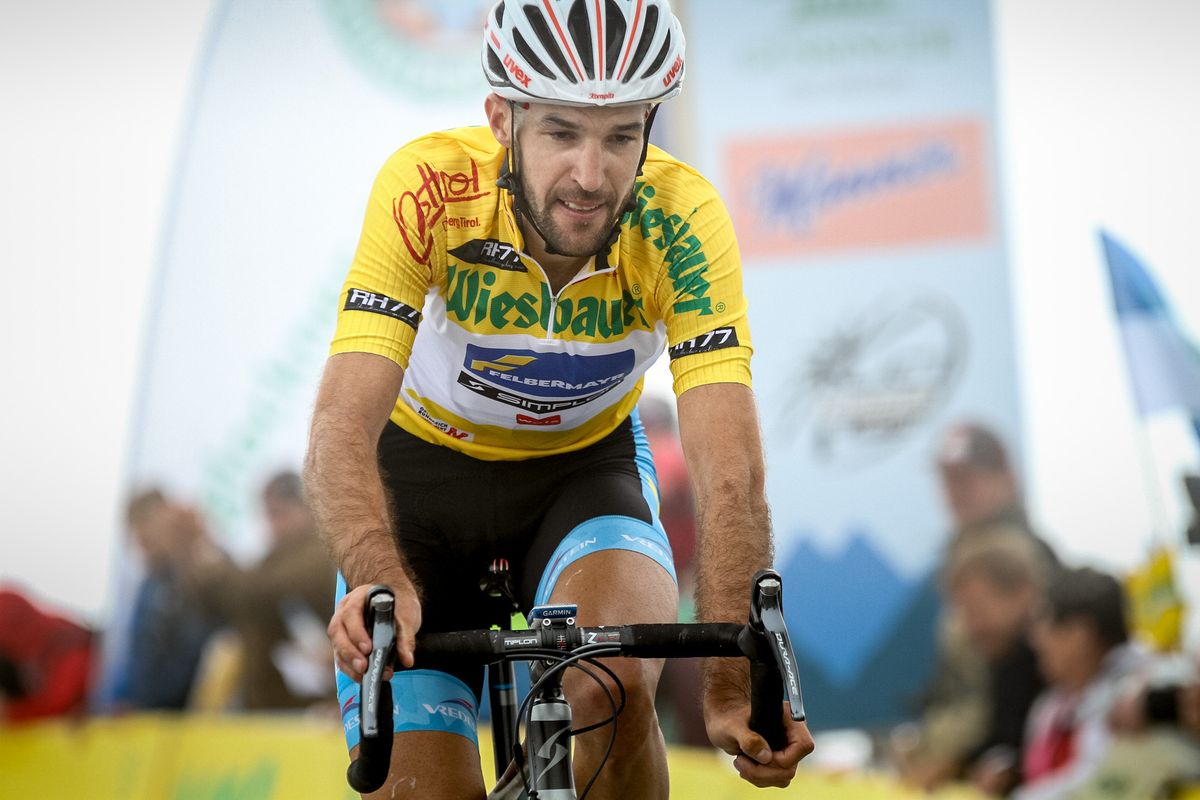 Markus Eibegger (Felbermayr Simplon Wels) loses his race lead
