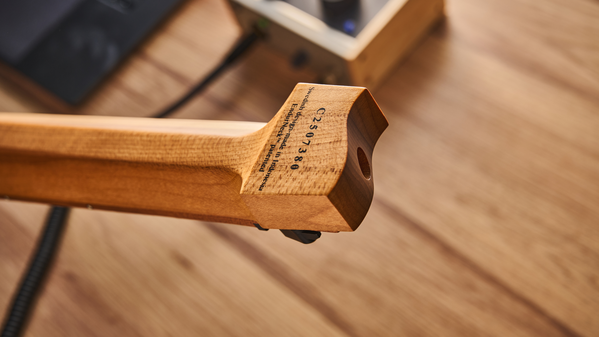Strandberg N2 Boden Standard in Transformative Teal, shot in close-up and against a pale wooden floor.
