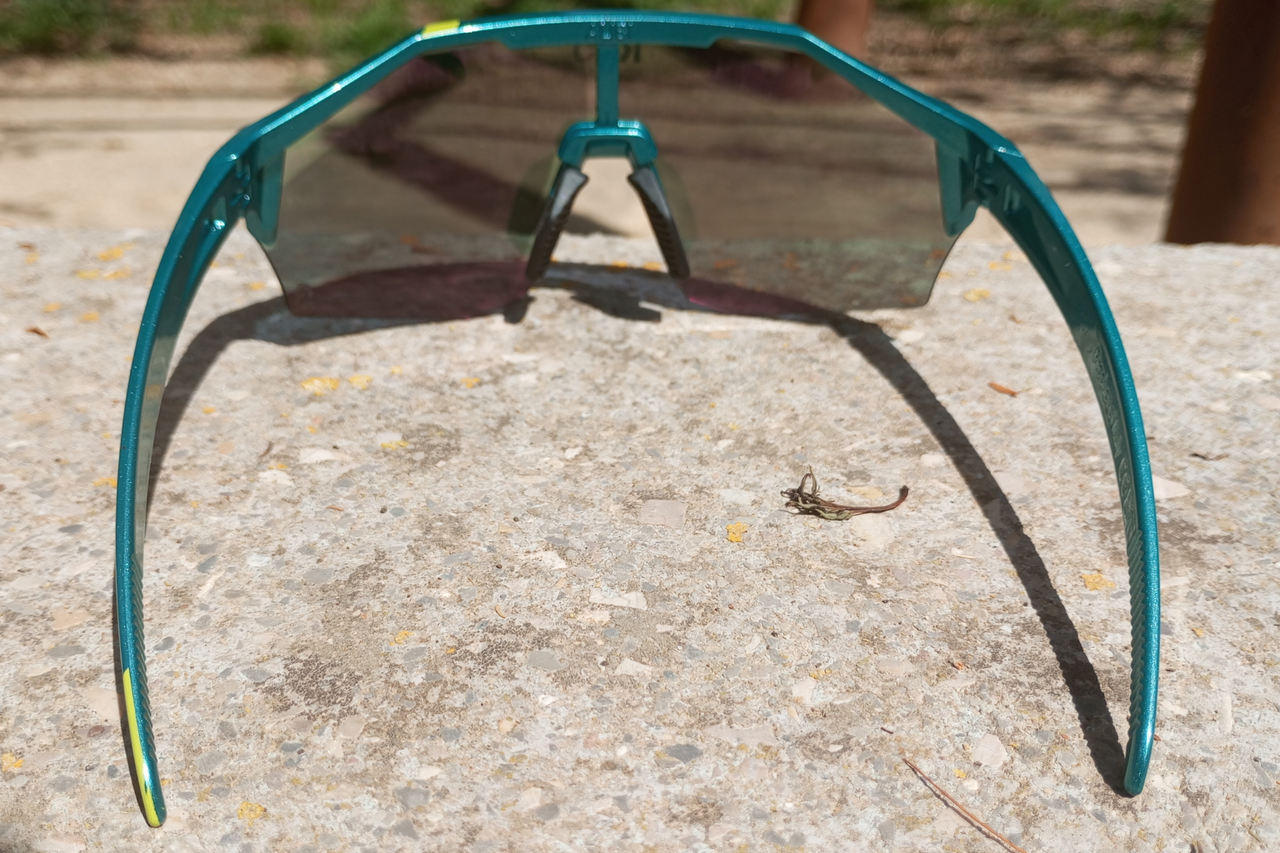 KOO Alibi Occhiali da sole - Large | Black Matt - Gold Mirror