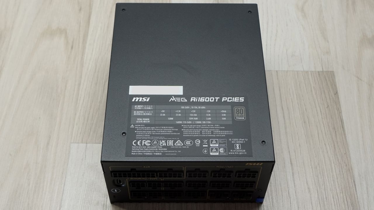 MSI MEG AI1600T PCIE5 Titanium PSU