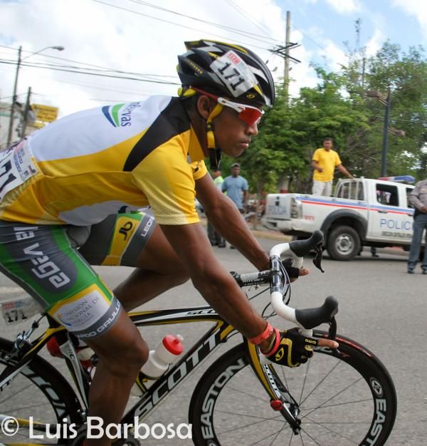 Race leader Nelson I. Sanchez (La Vega-Com.Nal.Energia) in action during the final stage.