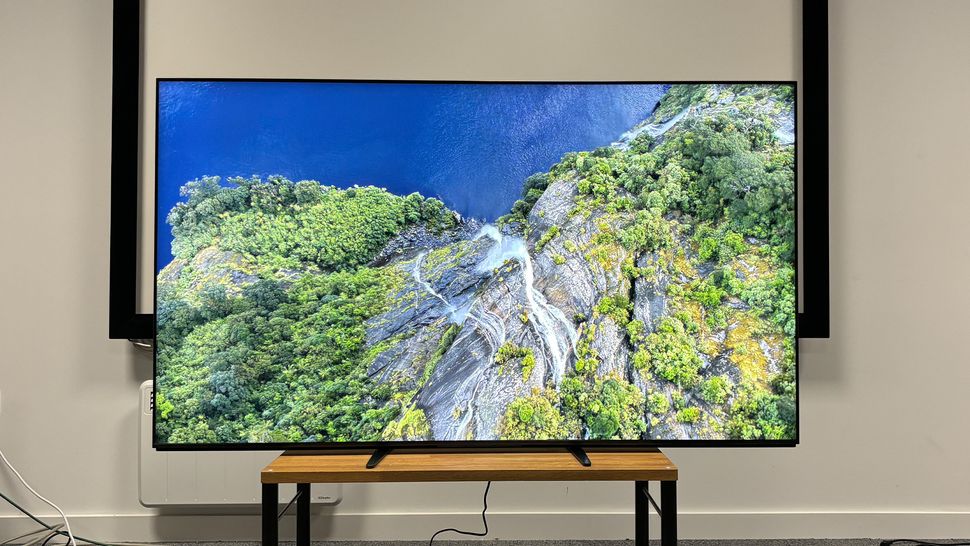 bravia 7 vs bravia 9 specs