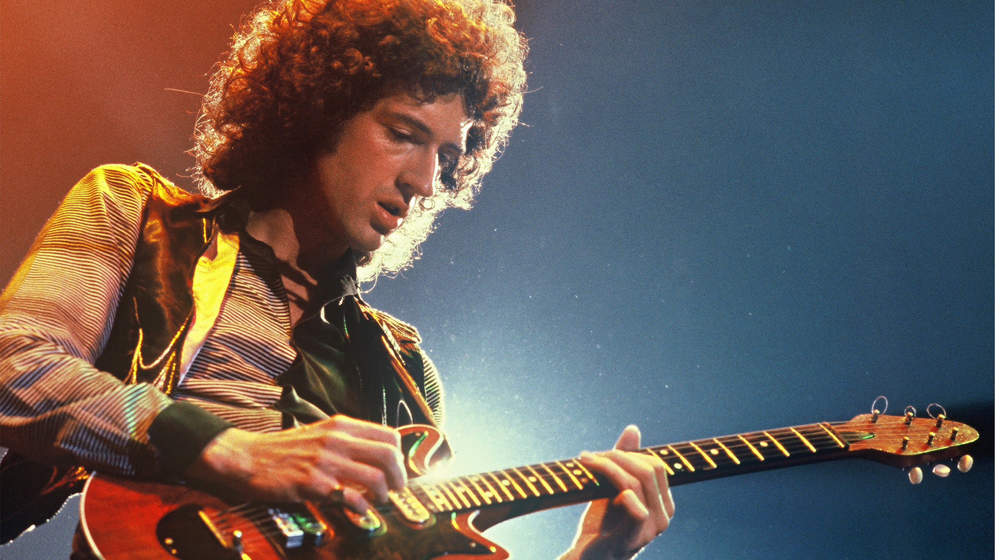 NETHERLANDS - NOVEMBER 27: Photo of QUEEN; Brian May ( Queen ) Groenoordhal Leiden 27-11-1980