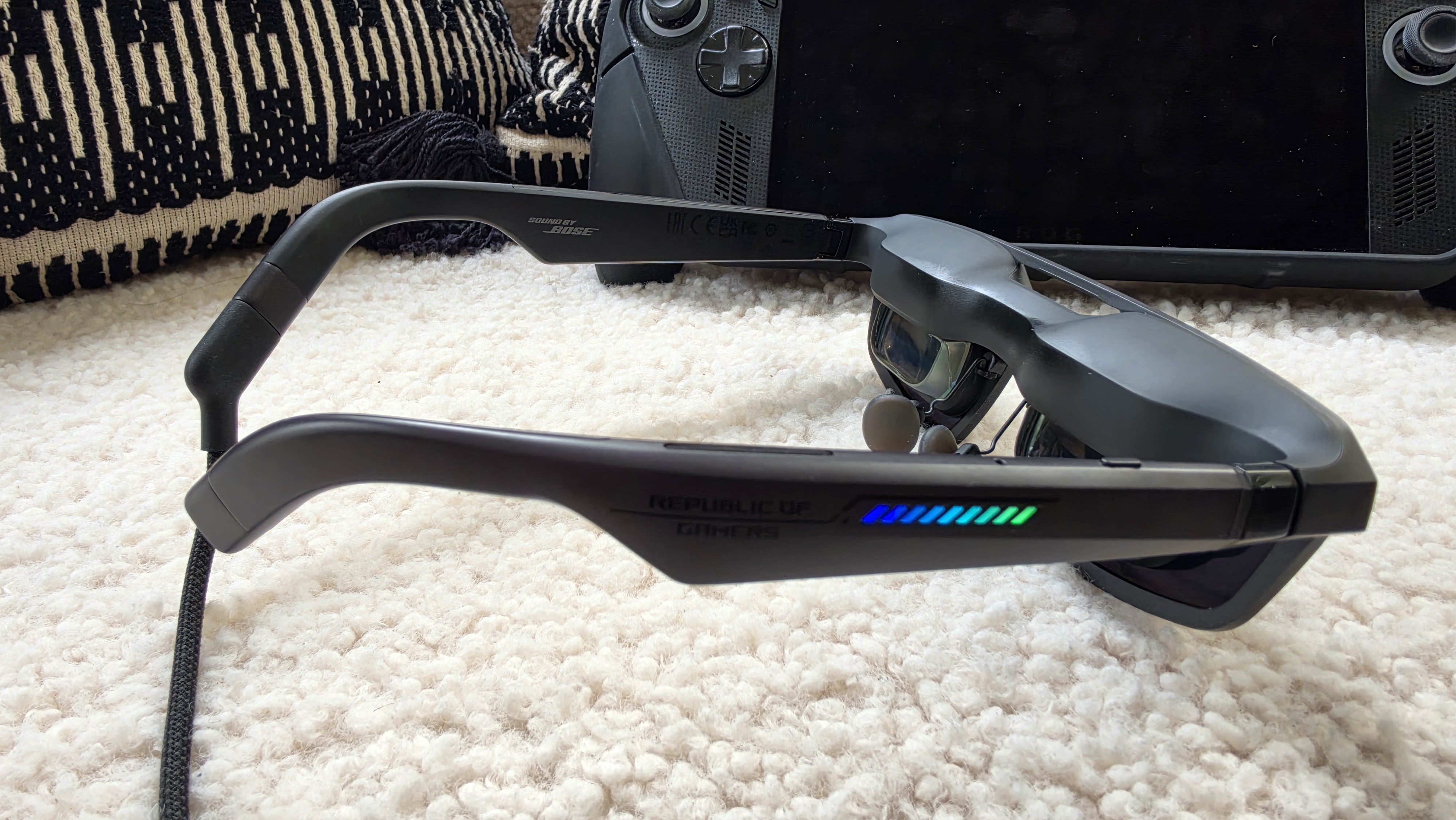 ASUS ROG XREAL R1
