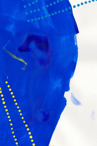 A leaked rendering of the paint brush-like blue wallpaper for the alleged "dark blue" Pixel 10a.