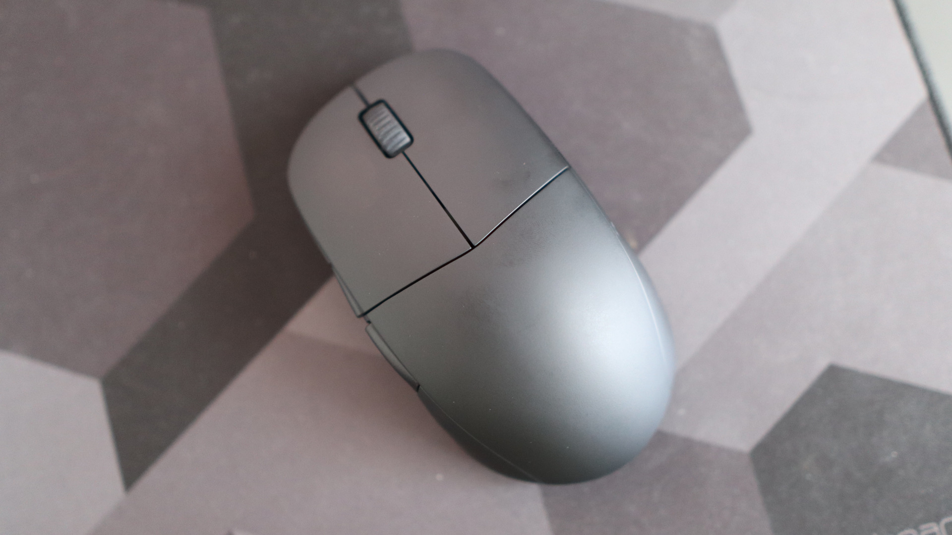 Endgame Gear XM2w 4K gaming mouse on a mouse pad.