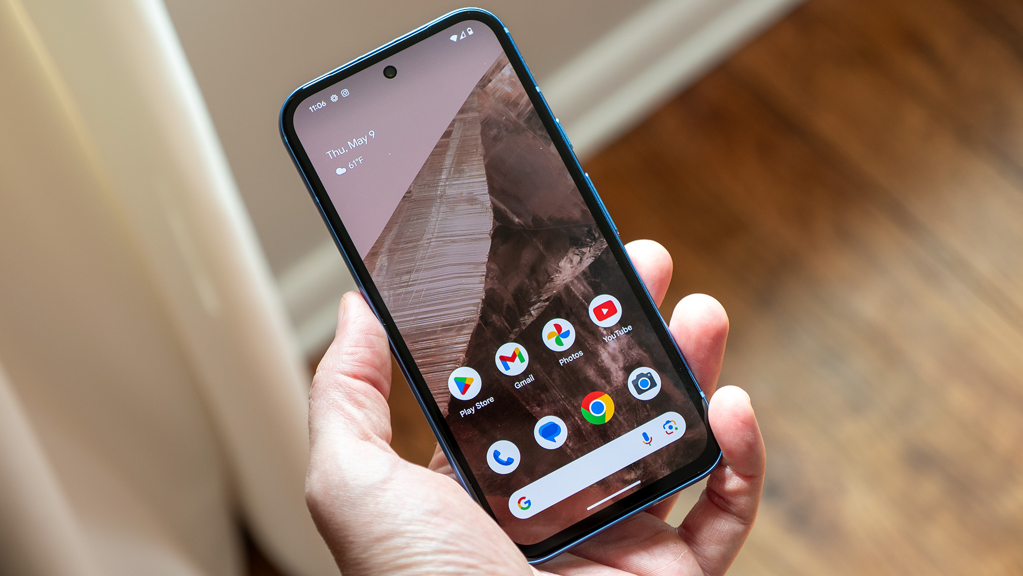 The homescreen of the Google Pixel 8a