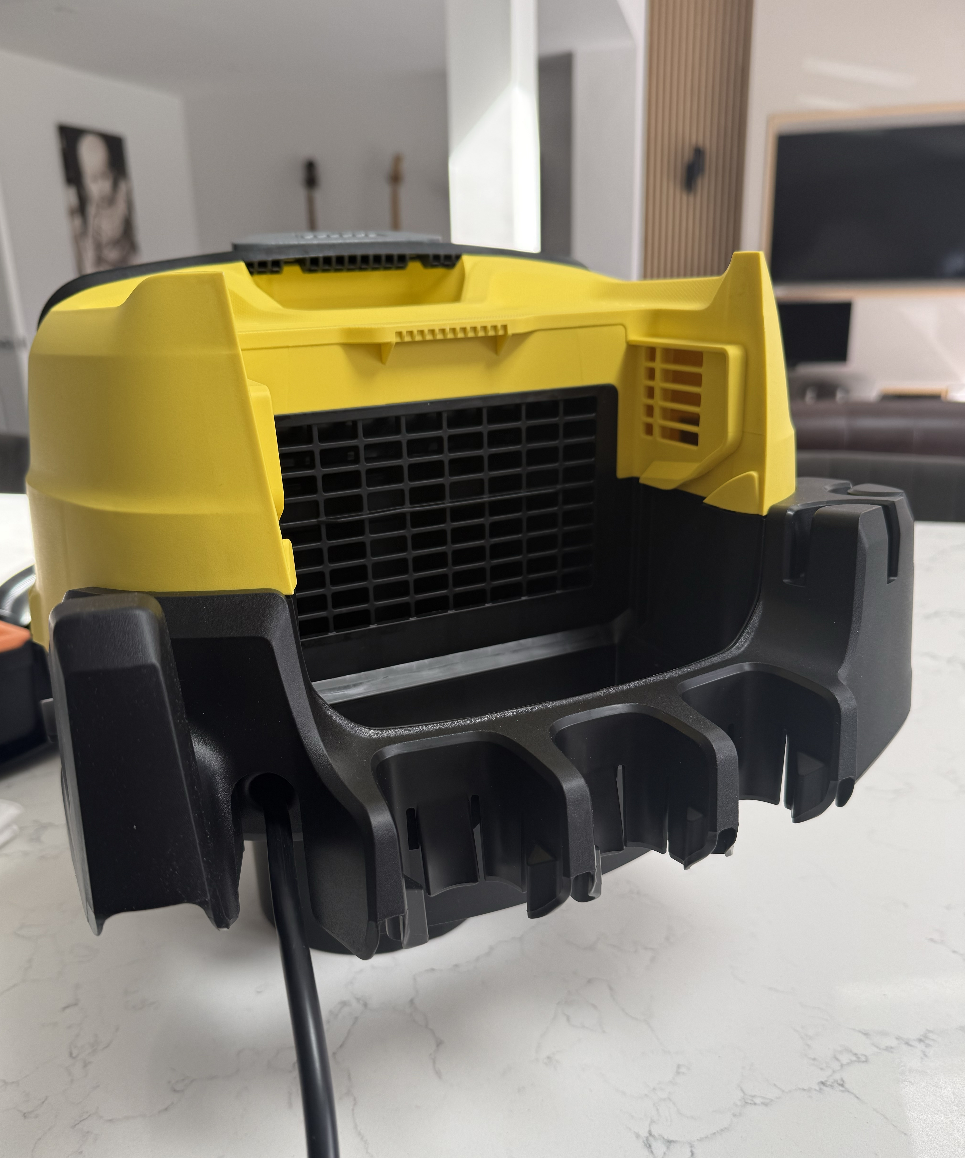 Rear accessory holder and ventilation section on the K&amp;auml;rcher WD 6 P wet and dry vacuum cleaner