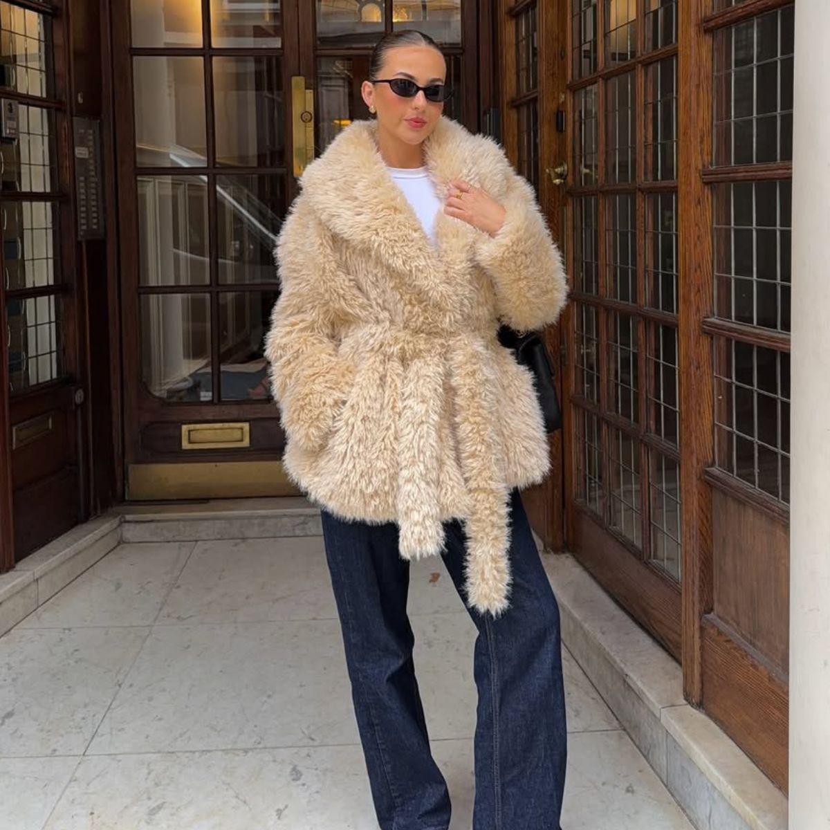 woman wearing winter coat