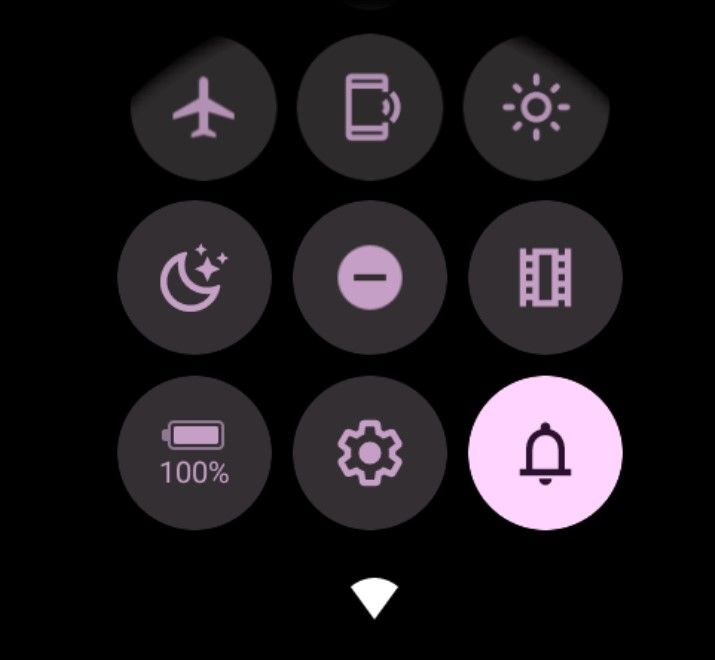 Wear OS 4 Material You dynamic colors