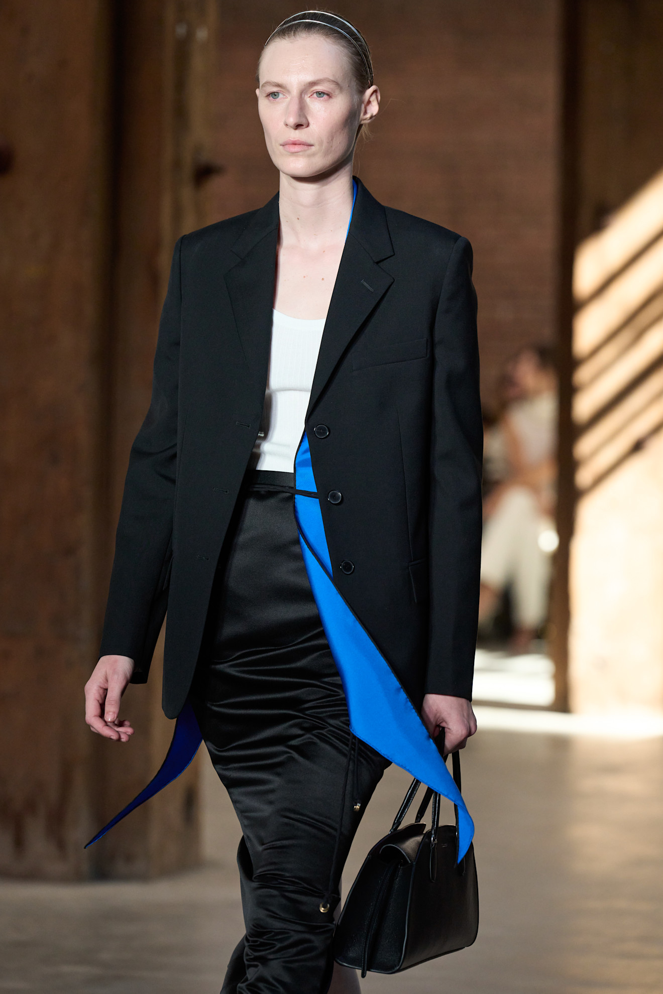 Cobalt blue on the S/S 27 runways