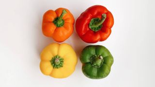 Foods that help hay fever: peppers