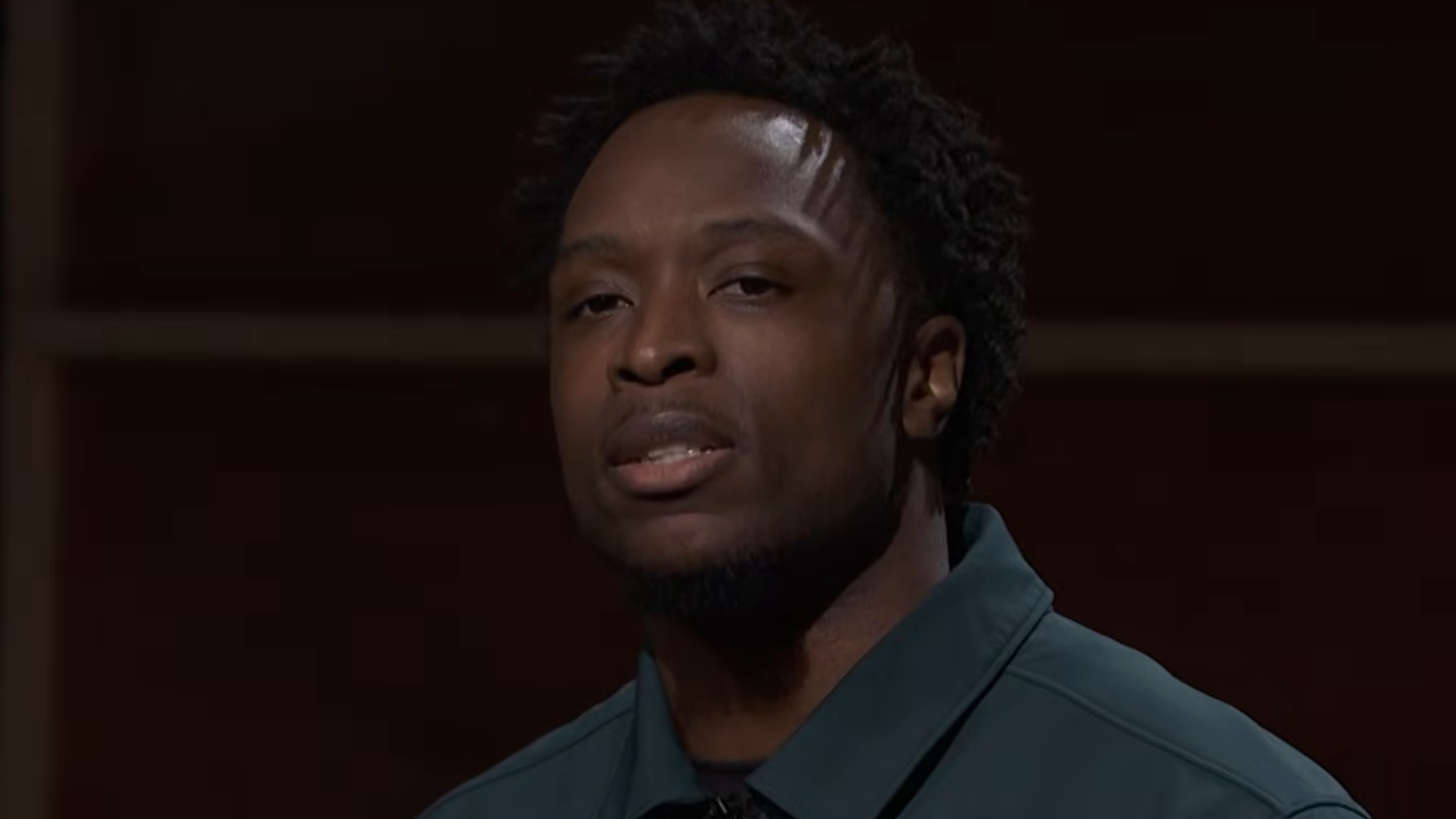 OG Anunoby asks a question during Jalen Brunson's monologue.