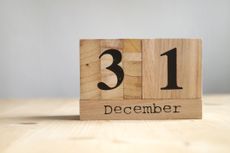 blocks showing the date December 31