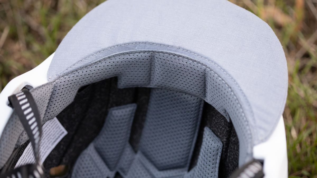 Xnito e-bike helmet optional brim