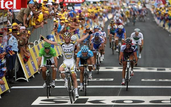 Mark Cavendish survived a difficult climb near the finish and took stage honours in Aubenas.