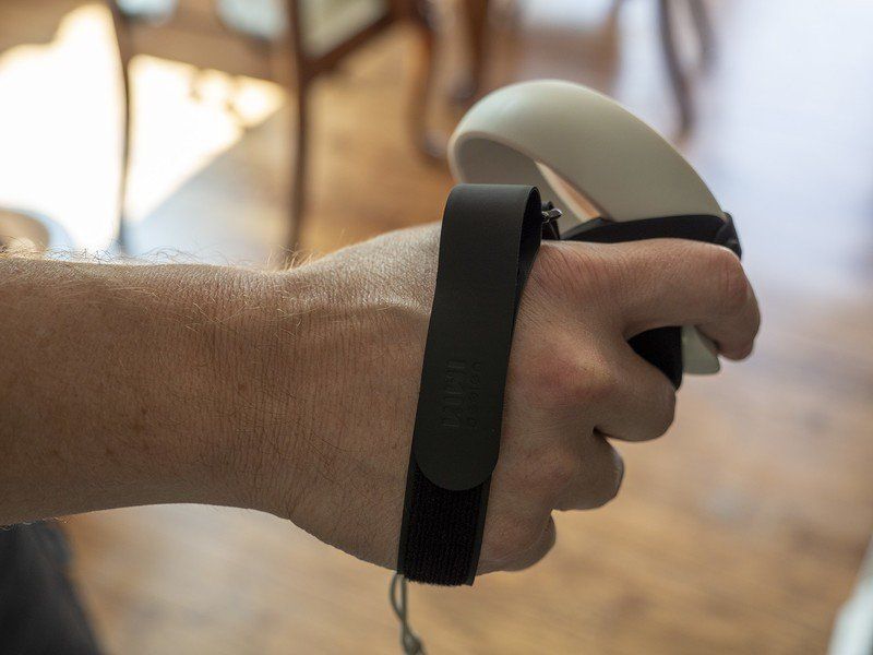 Kiwi Quest 2 Knuckle Grips With Battery Opening Hold Strap