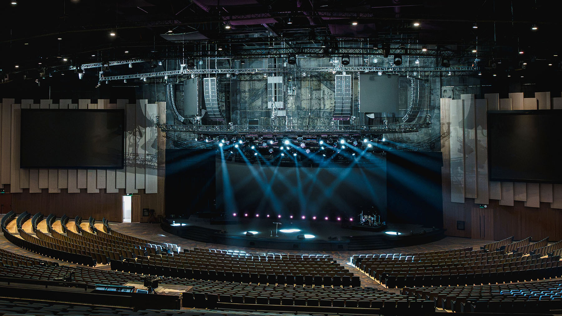 Santo Domingo&rsquo;s new Monte de Dios recently opened its doors with an L-Acoustics K2 loudspeaker system designed by Wholestage and integrated by SVL.
