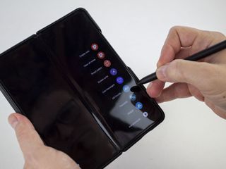 Samsung Galaxy Z Fold 3 S Pen Air Commands