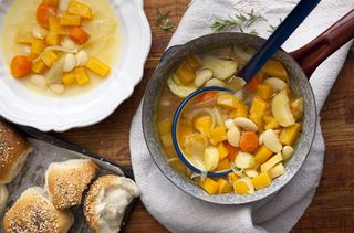 Chunky vegetable soup recipe