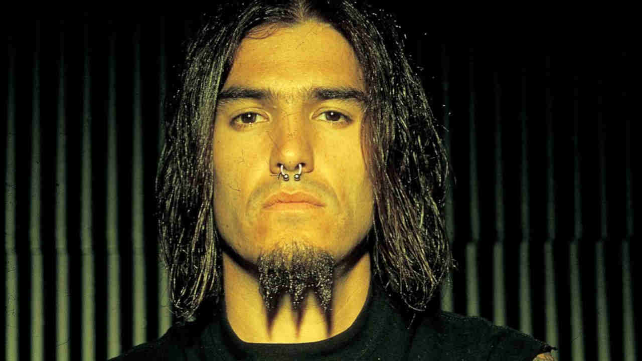 Machine Head posing for a photograph in 2006