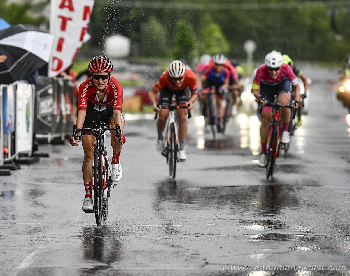 Leah Kirchmann (Team Sunweb) finishing 2nd