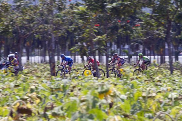 Interesting breakaway with Volodimir Gustov, Yeung Ying Hon, Cameron Wurf and Lee Rodgers