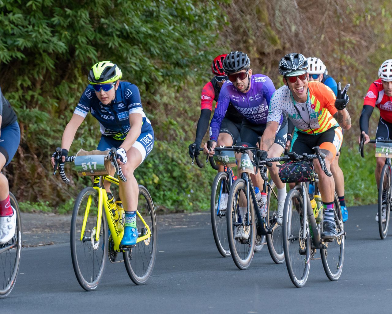 Faulkner among the women's peloton