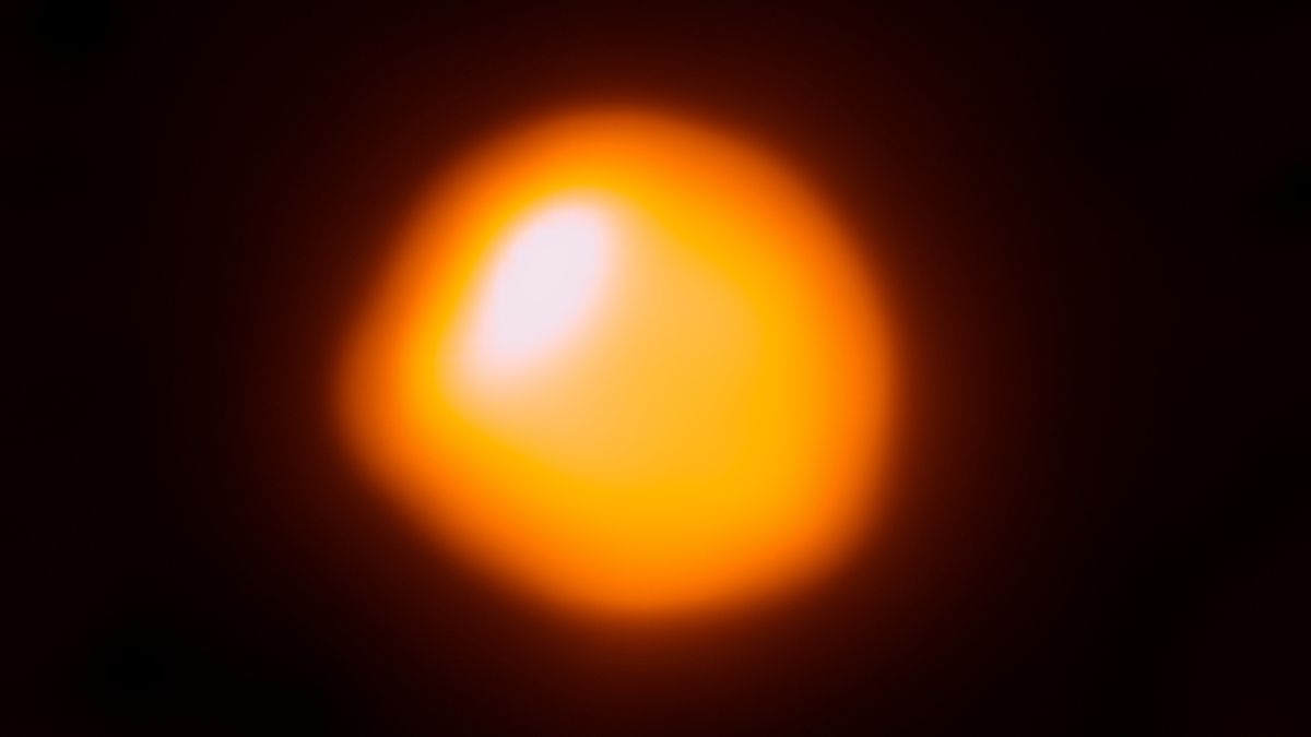 Betelgeuse A guide to the giant star sparking supernova hopes Space
