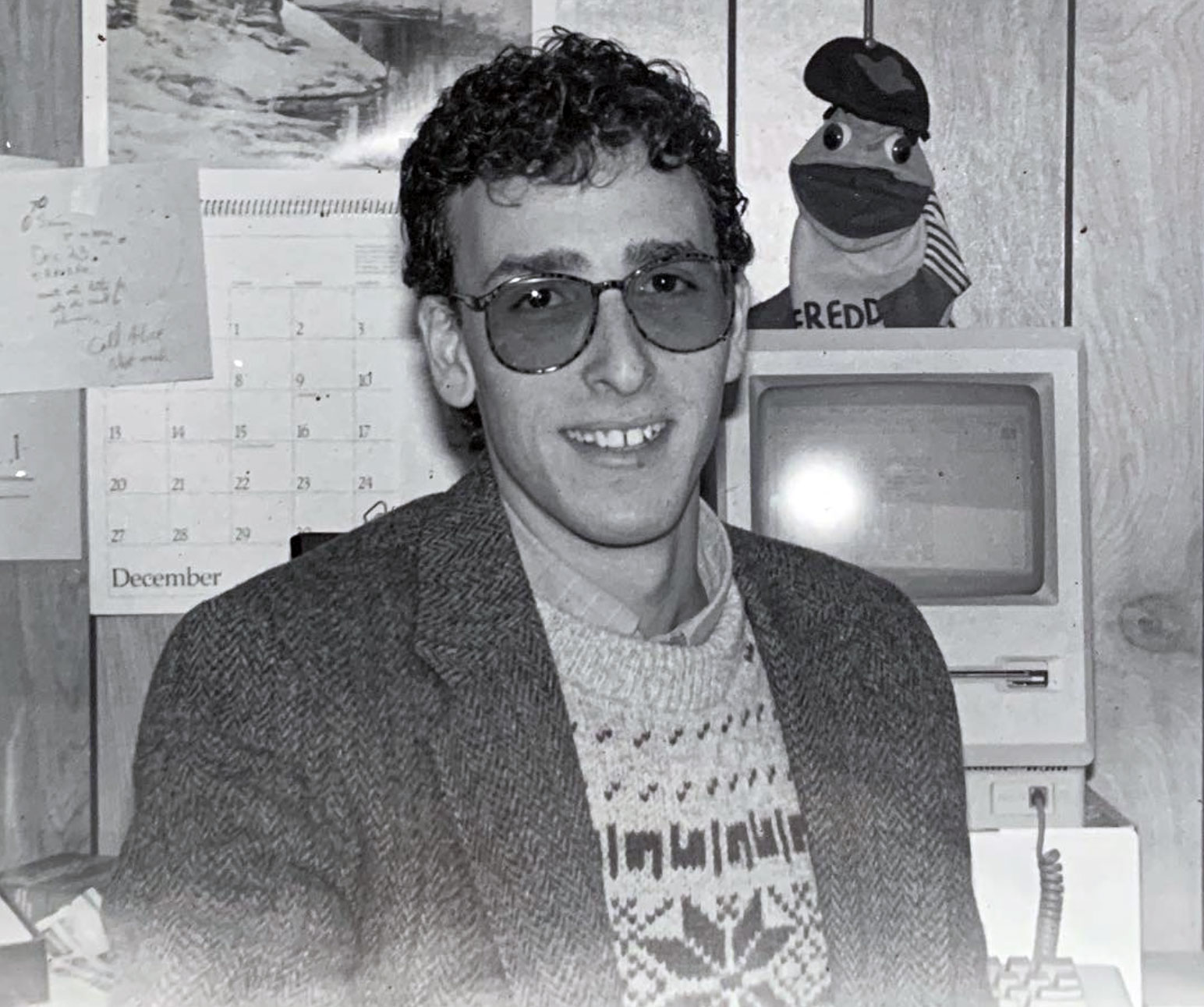 Lance Ulanoff with first Macintosh