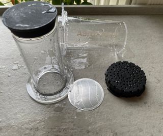 AeroPress coffee maker cleaning