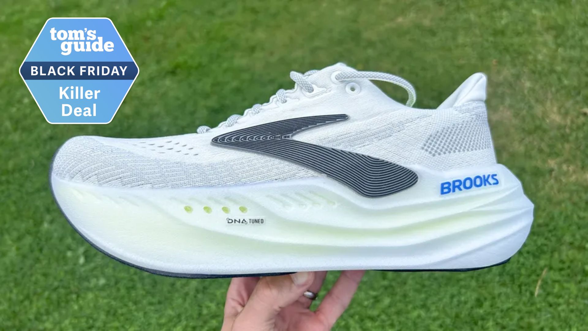 the Brooks Glycerin Max shoe next to a Tom&#039;s Guide Black Friday Killer Deal label
