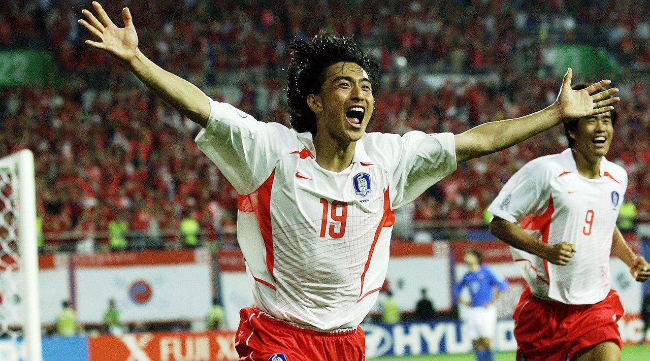 ‘Afterwards, the Italians trashed the entire dressing room. Chairs flew through the air. I stood at a distance, arms crossed, watching. They really needed to blow off steam’ Guus Hiddink on South Korea’s 2002 World Cup upset over Italy