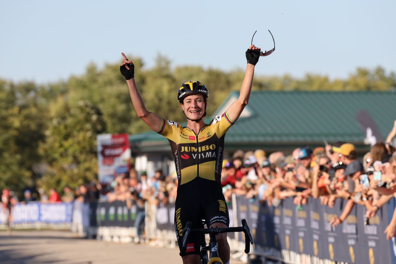 Marianne Vos wins Iowa Cyclo-cross World Cup women's elite race 2021