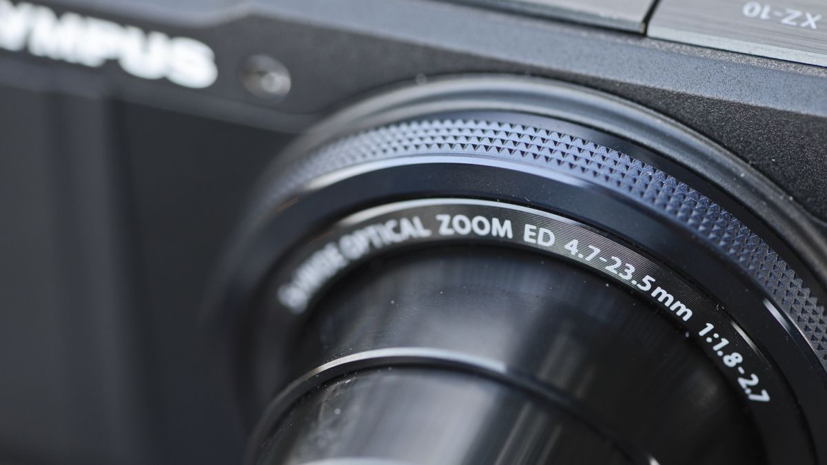 Performance Olympus XZ10 review Page 3 TechRadar