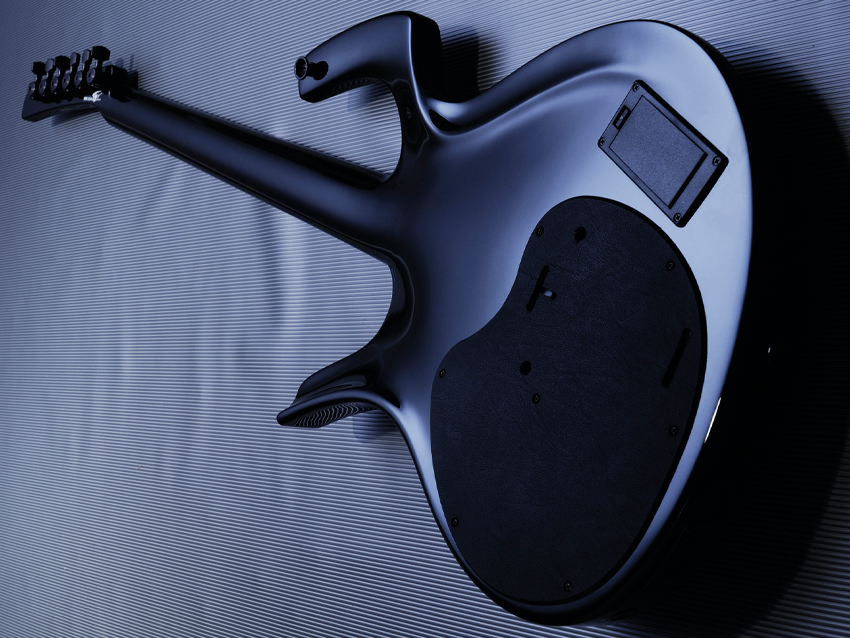 The Fly's ergonomic curves are all present and correct