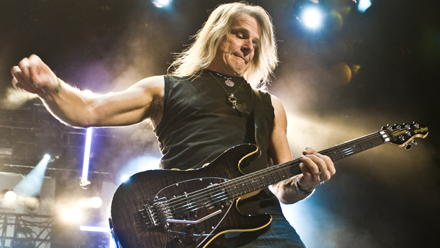 Purple Heart: Daredevil Guitar Virtuoso Steve Morse Discusses Deep ...